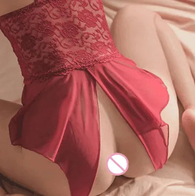 Body Lingerie Ultimate Sexy em Renda com Abertura